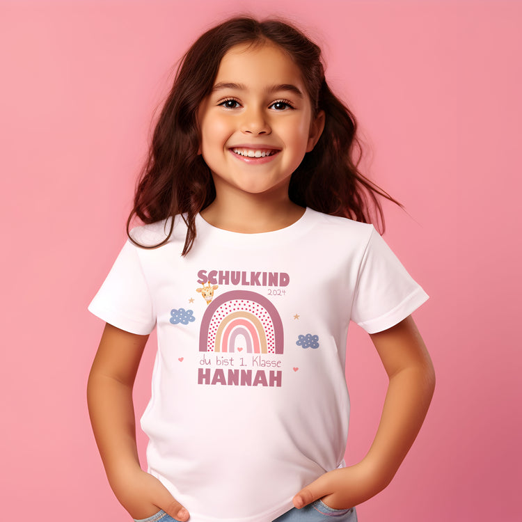 T-Shirt Schulkind Design Regenbogen - personalisiert